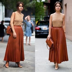 Forever 21 Contemporary Long Brown Skirt Pleated